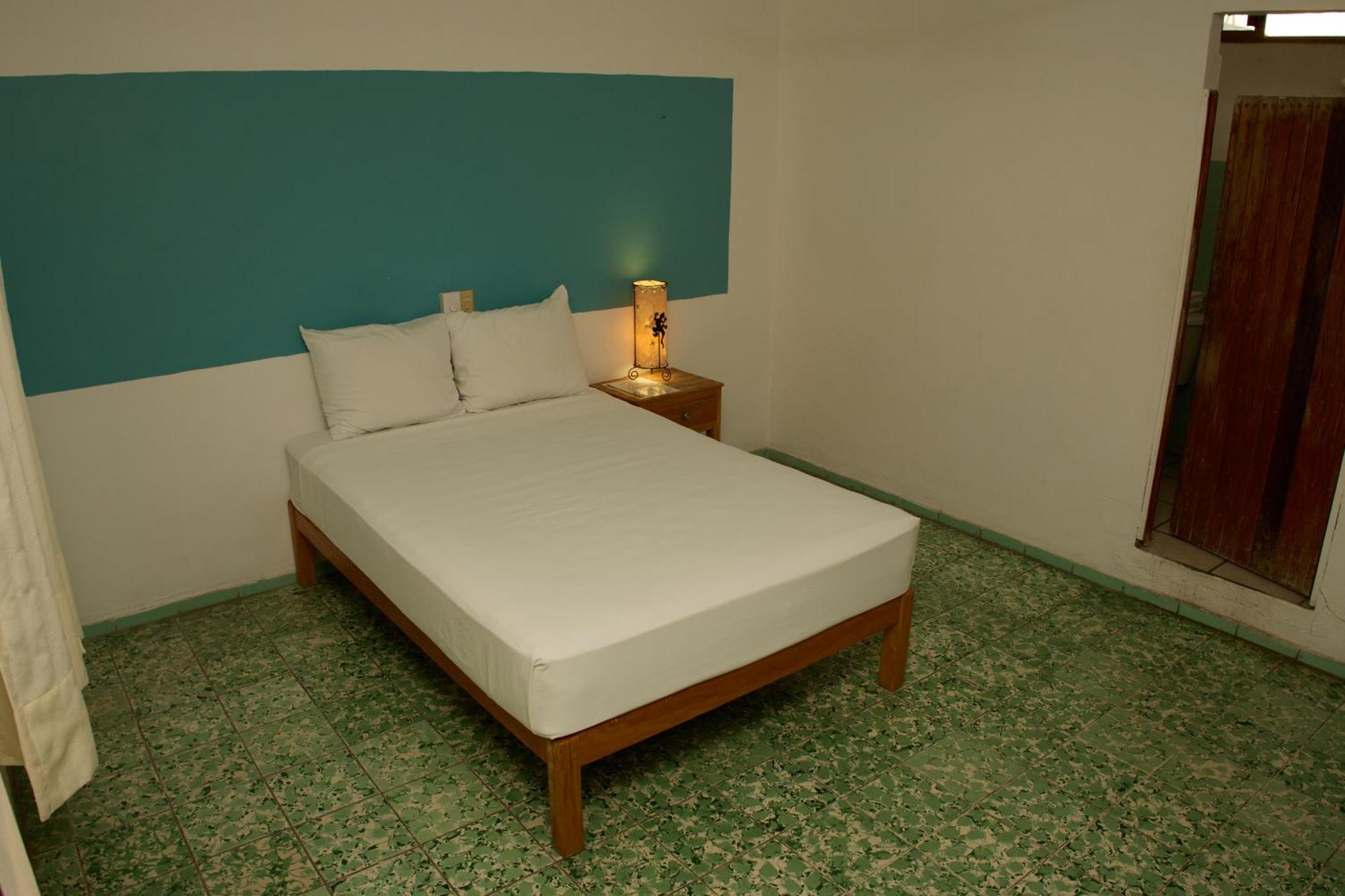 Hotel San Lorenzo Barra de Navidad Eksteriør bilde