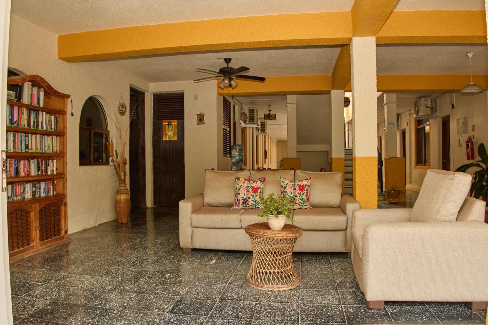 Hotel San Lorenzo Barra de Navidad Eksteriør bilde
