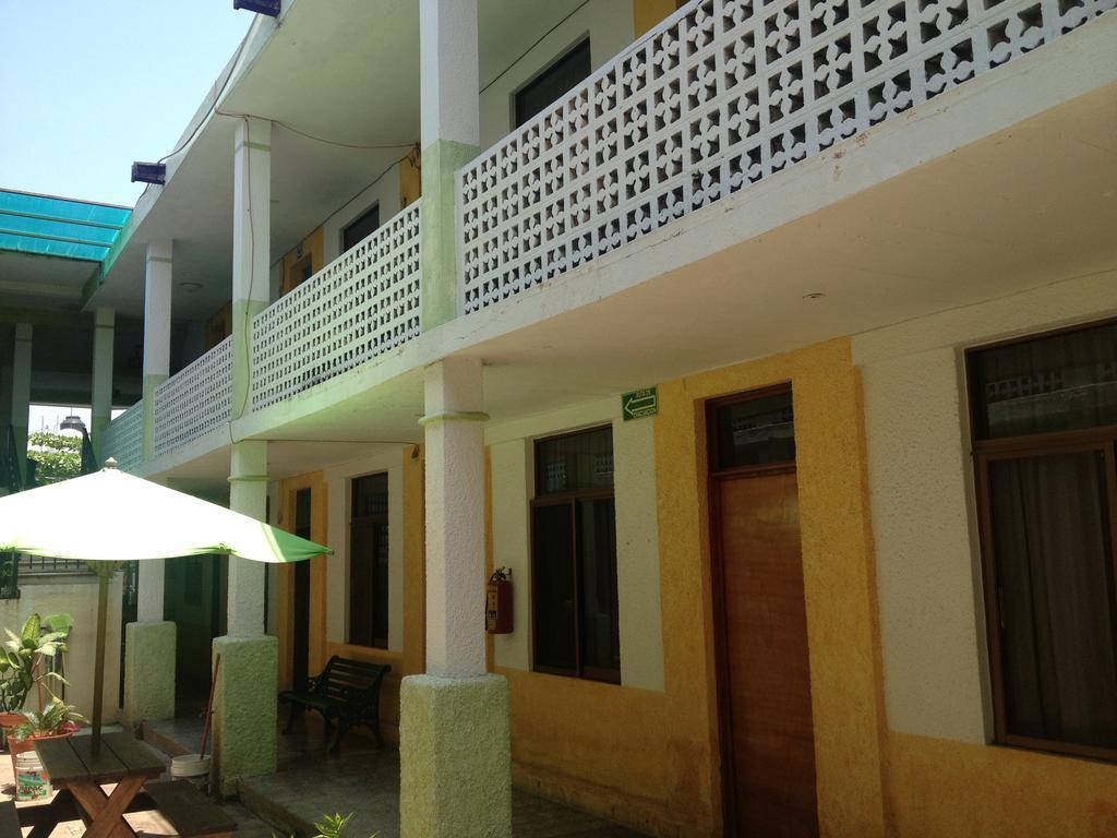 Hotel San Lorenzo Barra de Navidad Eksteriør bilde