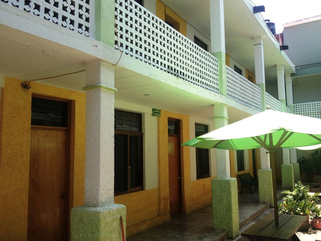 Hotel San Lorenzo Barra de Navidad Eksteriør bilde