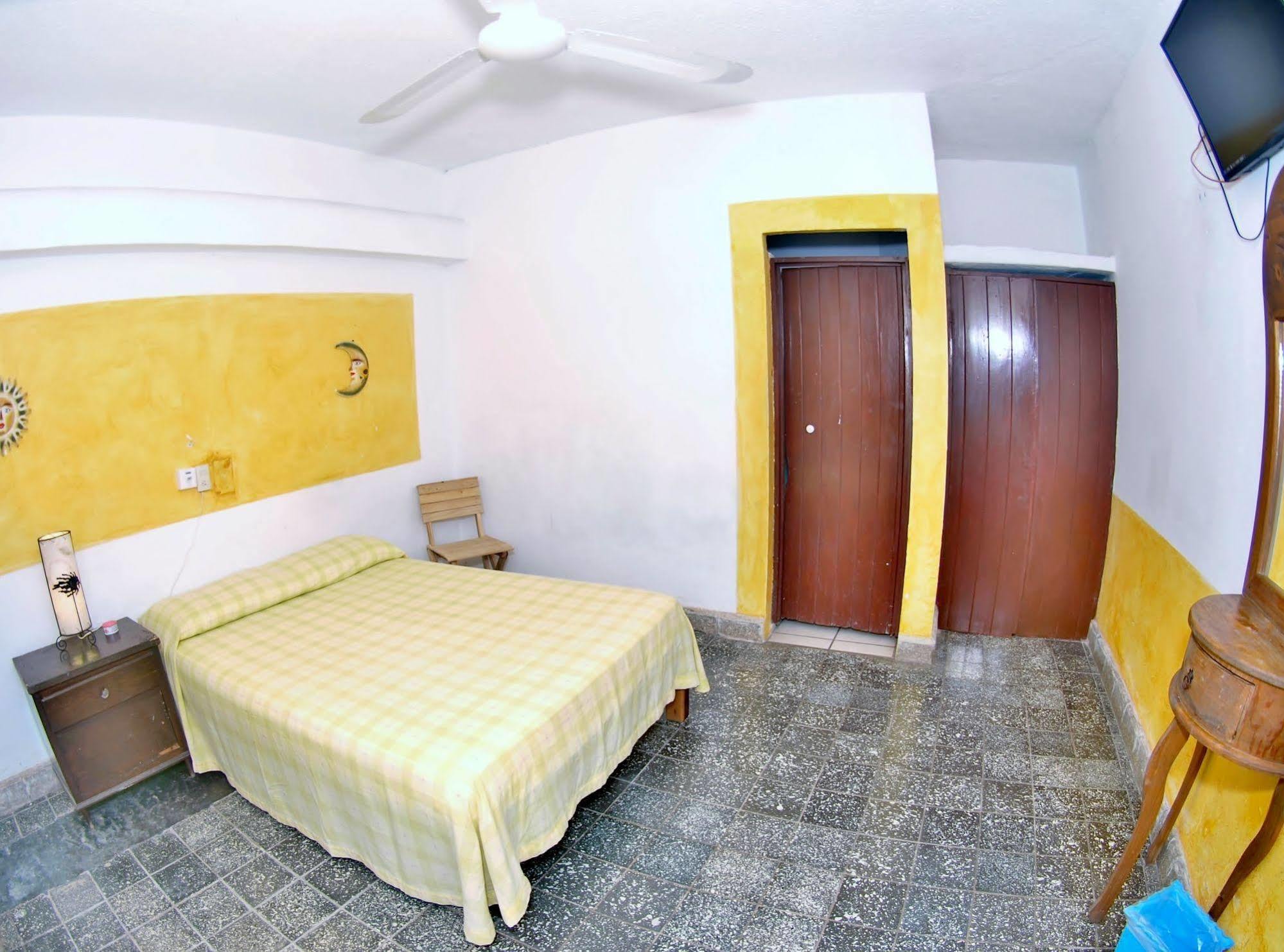 Hotel San Lorenzo Barra de Navidad Eksteriør bilde